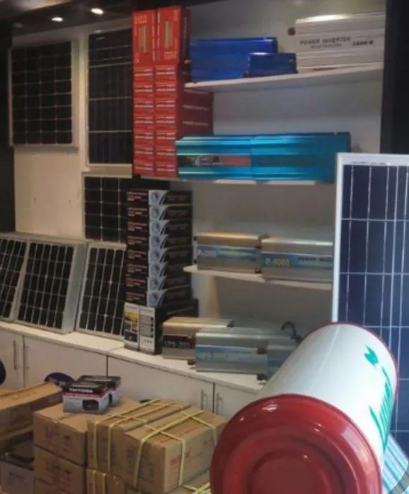 پنل خورشیدی و تجهیزات مرتبط