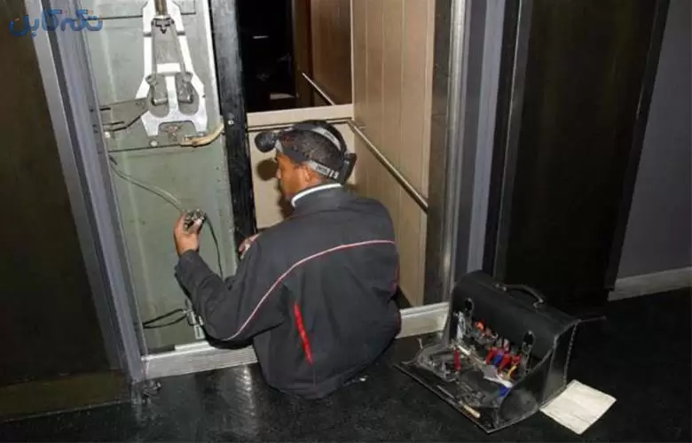 تعمیر تابلو آسانسور – سرویس و تعمیر آسانسور