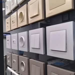 پخش و فروش عمده کلید و پریز ، چندراهی و محافظ