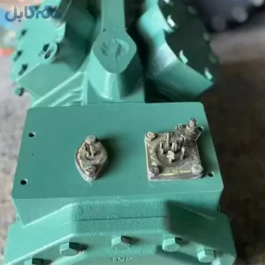 سرویس و نگهداری چیلر تراکمی اسکرو هیتاچی