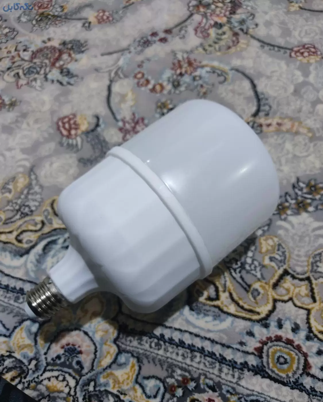 فروش و تعمیر انواع لامپ های ال ای دی