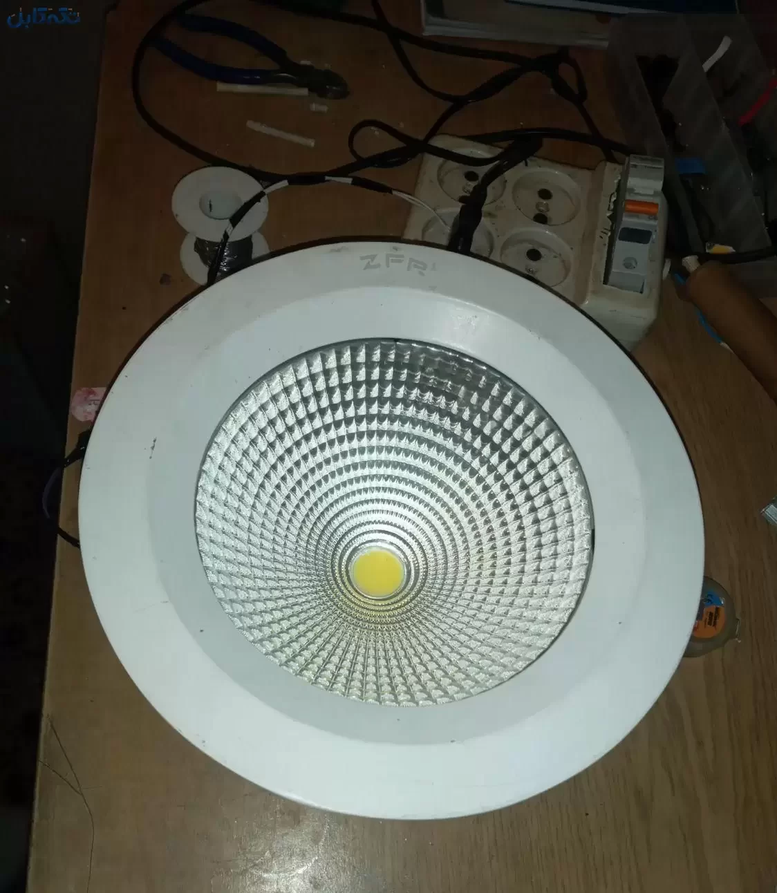 تعمیرات انواع لامپ کم مصرف ال ای دی